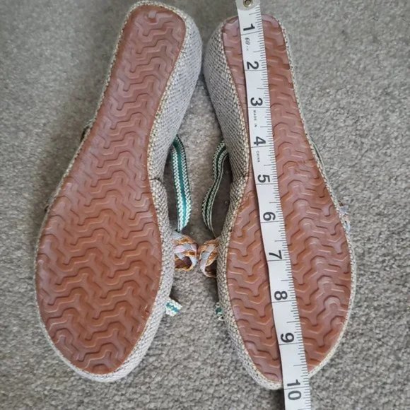 Passions Green Sandals and Passions Blue Sandals sz 9 - Picture 12 of 15